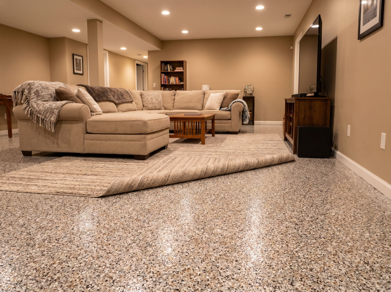 Epoxy flake floor by Bluestone Surfaces: Cabin Fever